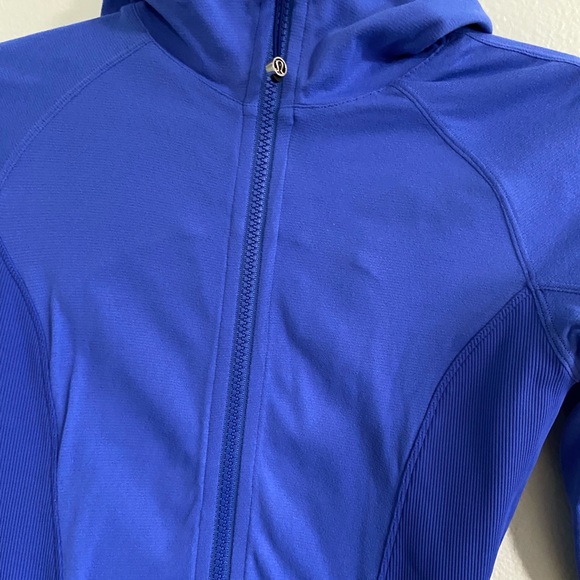 Lululemon In Flux Jacket Sprinkler - Picture 5 of 12